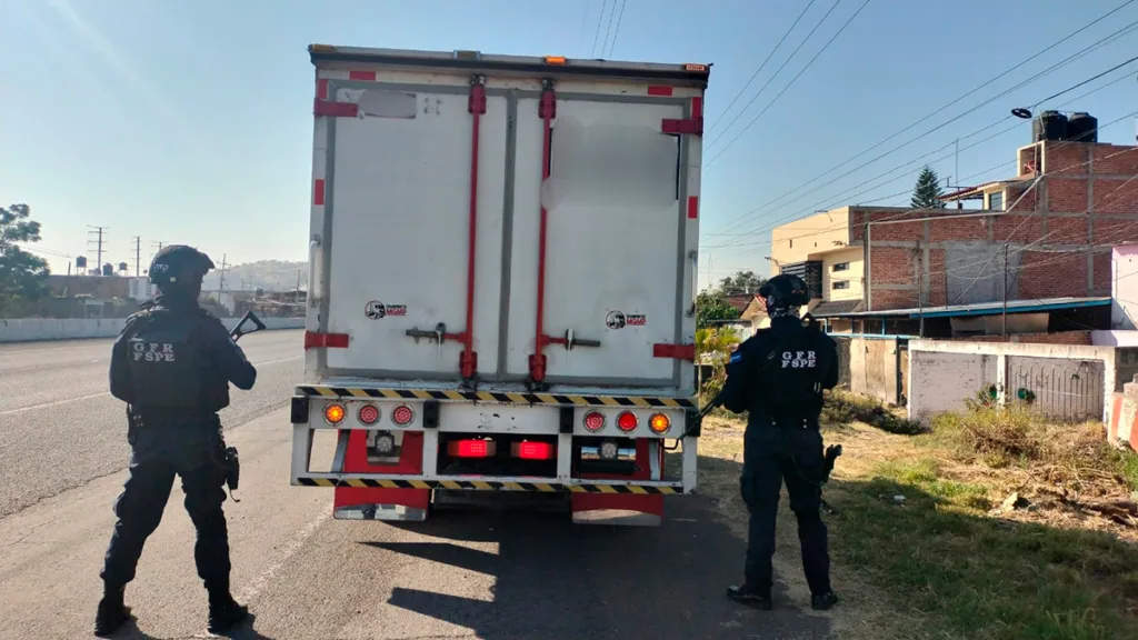 Salamanca: Recuperan camión robado con más de 6 toneladas de alimento