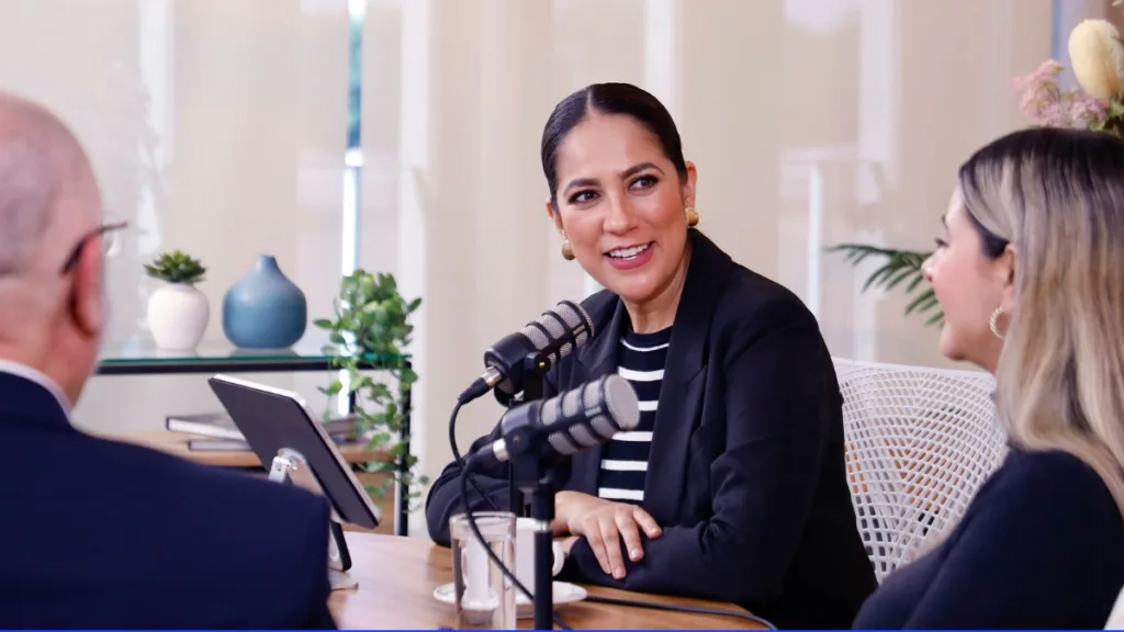 UVEG ofrece becas para mujeres para estudiar programación e IA