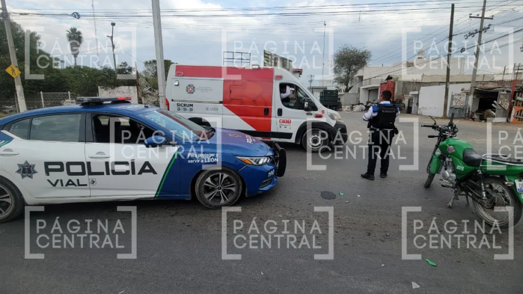 Fracciones Hacienda la Pompa: Condujo en sentido contrario y atropelló a un repartidor